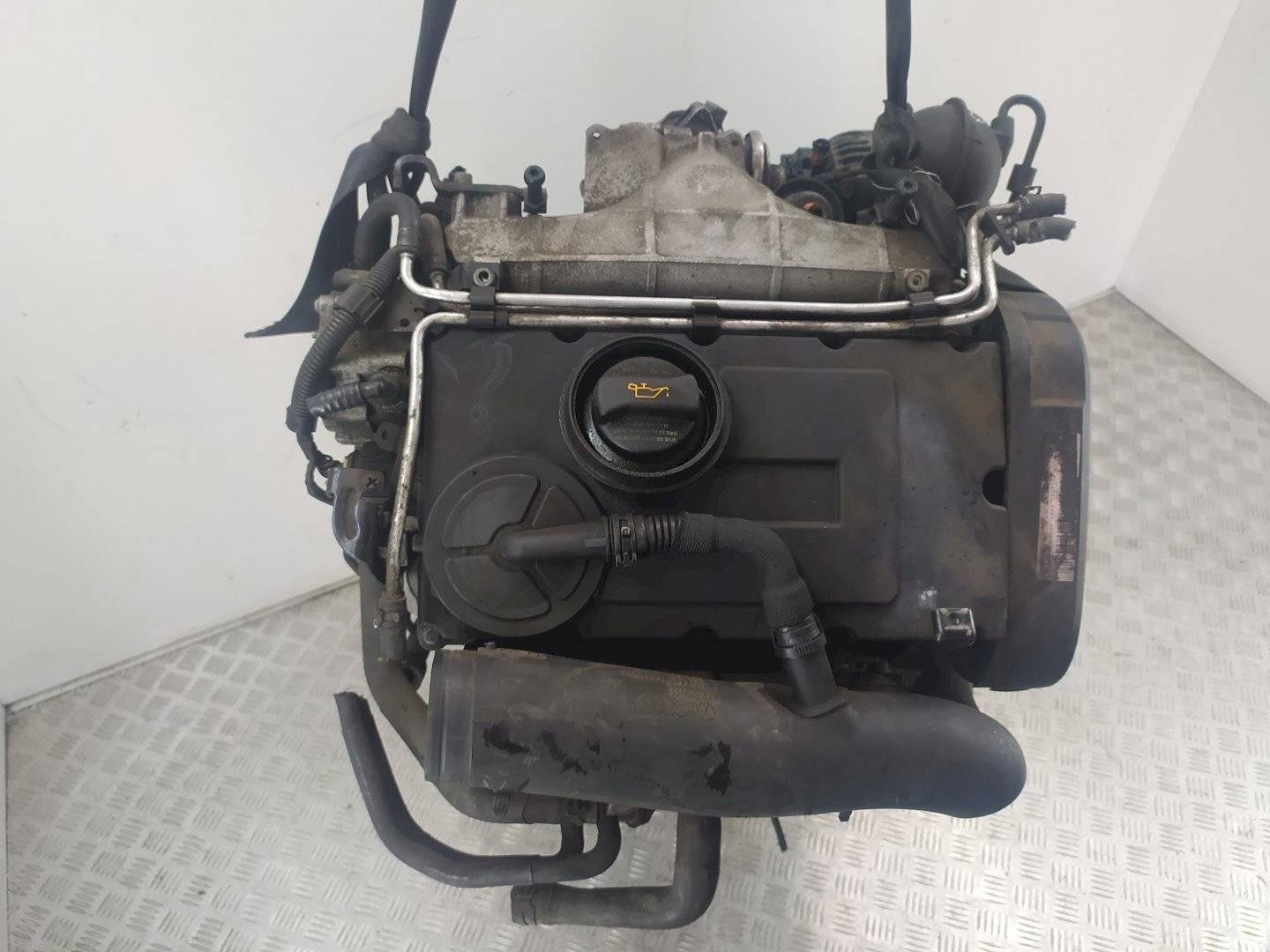 Двигатель Audi A3 2.0л BKD 2004