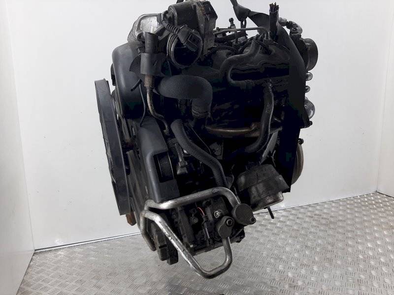 Двигатель Audi A6 2.5л BDH 2002 — фото 3