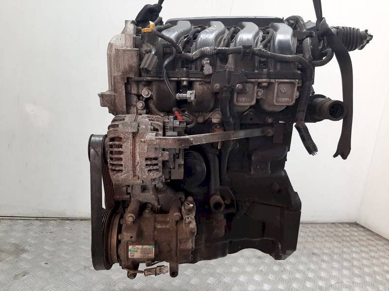 Двигатель Renault Clio 1.6л K4M 2005 — фото 2