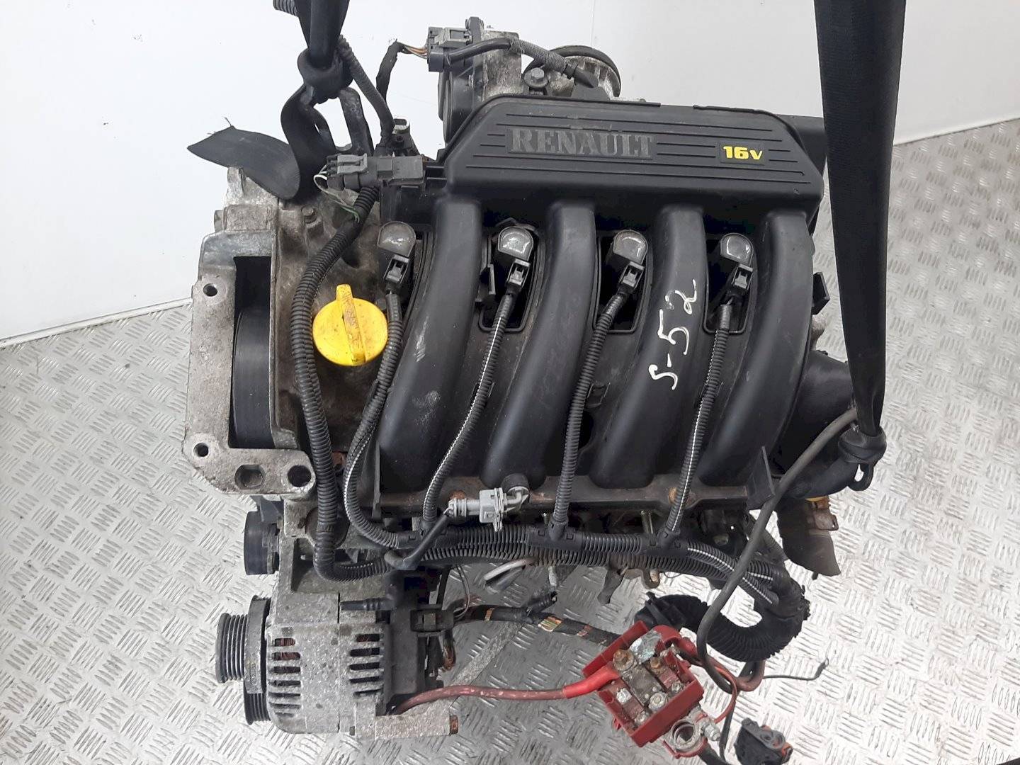 Двигатель Renault Megane 2002