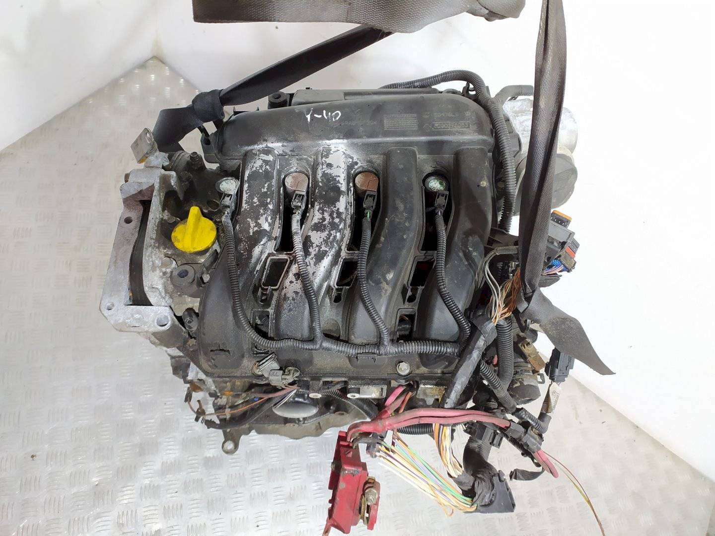 Двигатель Renault Scenic 1.6л K4M 2005