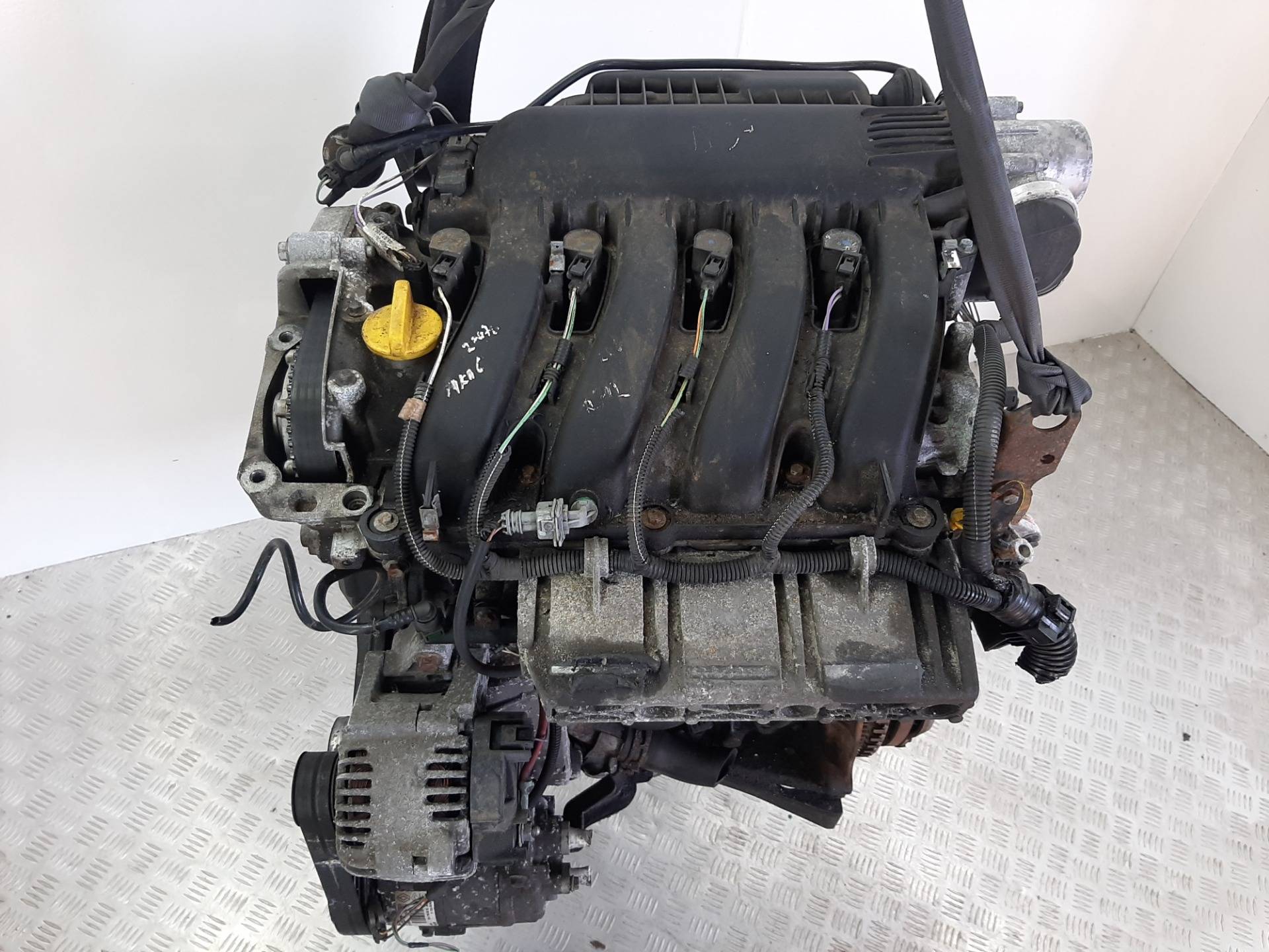 Двигатель Renault Megane 2.0л F4R 2007