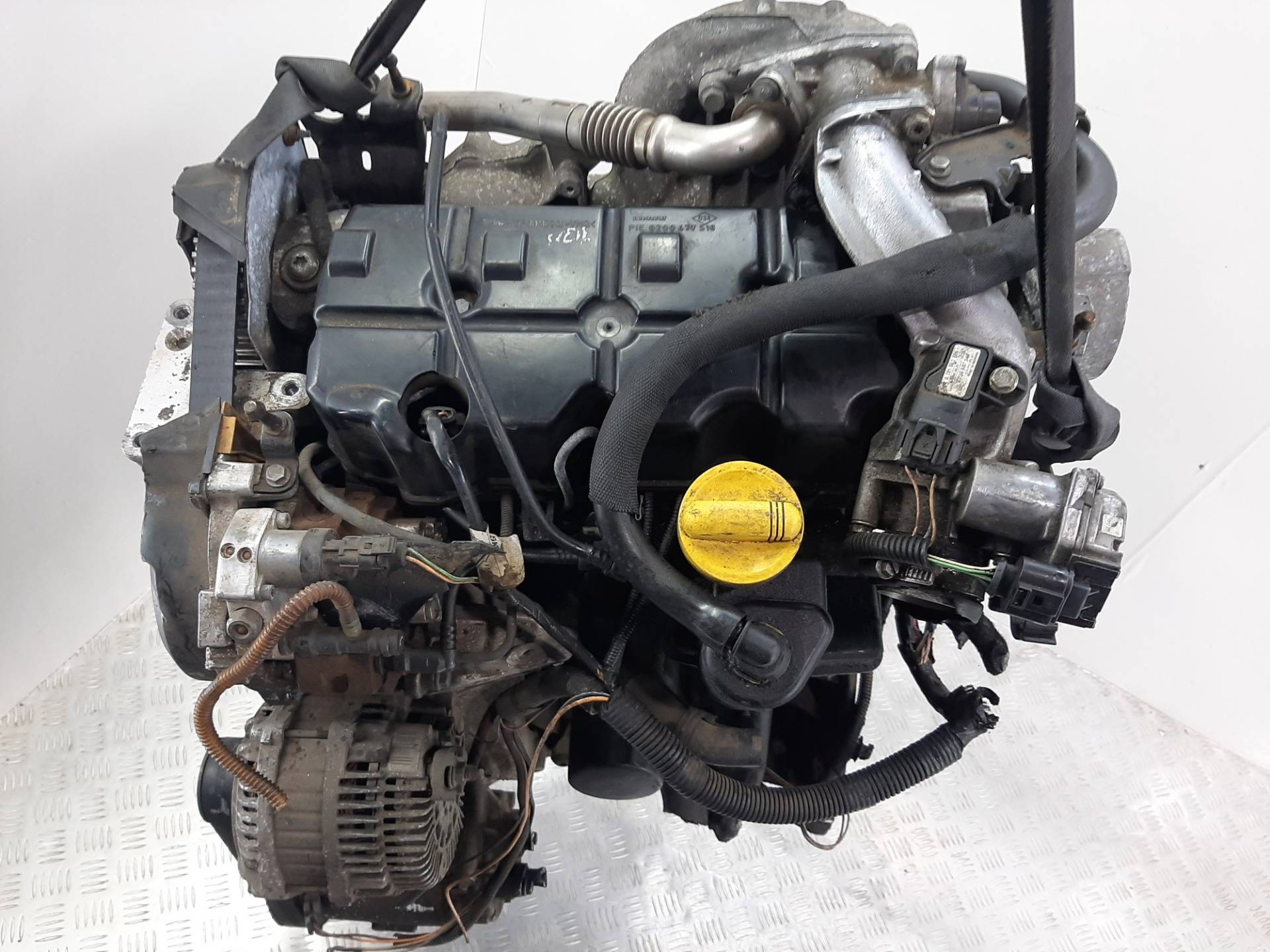 Двигатель Renault Scenic 1.9л F9Q 2005