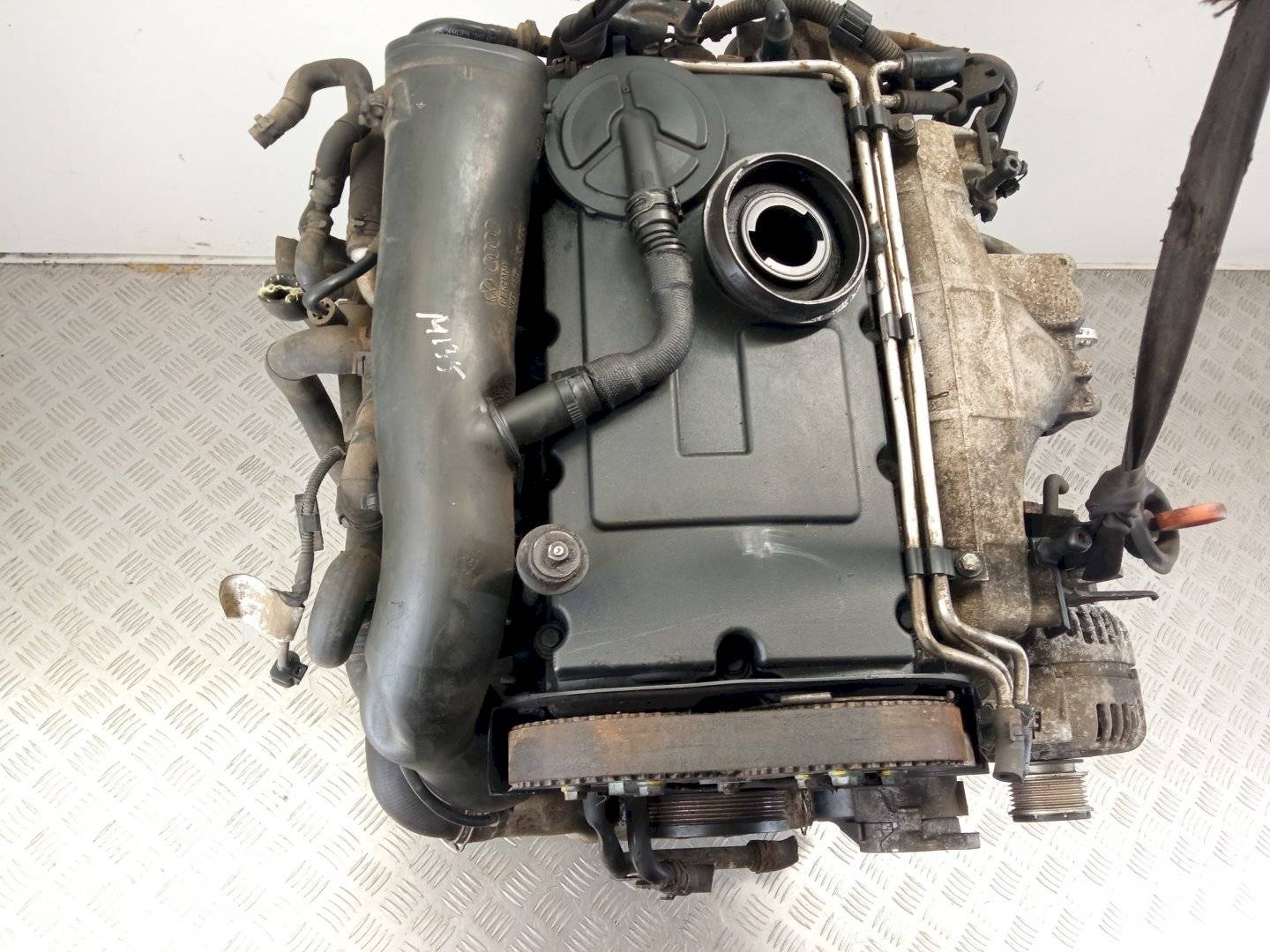 Двигатель Volkswagen Touran 2.0л BKD 2008