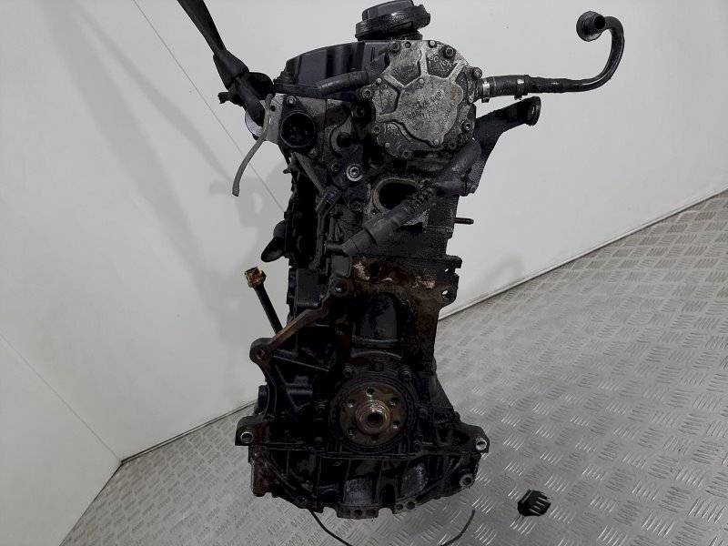 Двигатель Volkswagen Passat 1.9л BH 2004 — фото 3