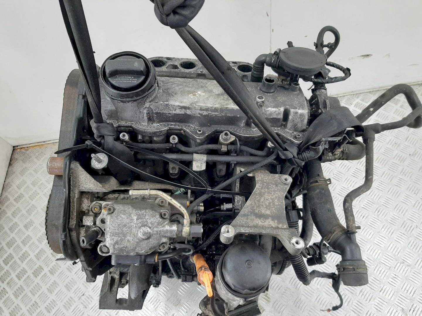 Двигатель Volkswagen Caddy 1.9л AYQ 2003