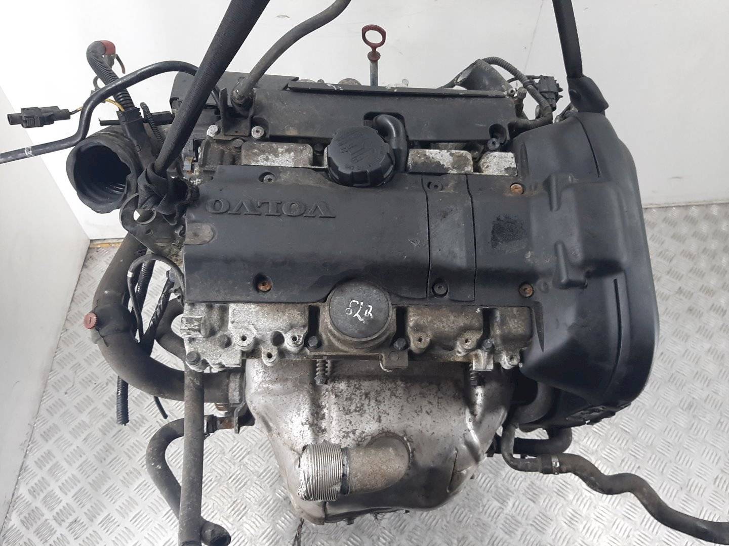 Двигатель Volvo V40 1.8л 2003