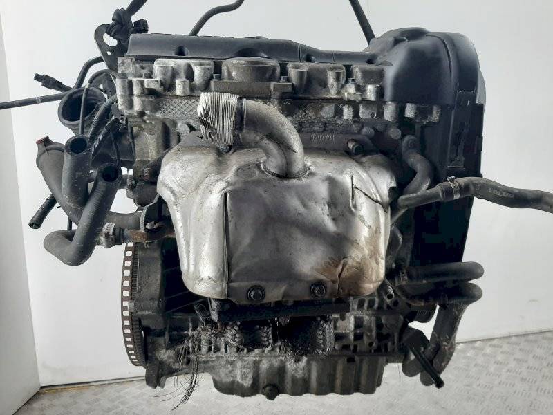 Двигатель Volvo V40 1.8л 2003 — фото 2