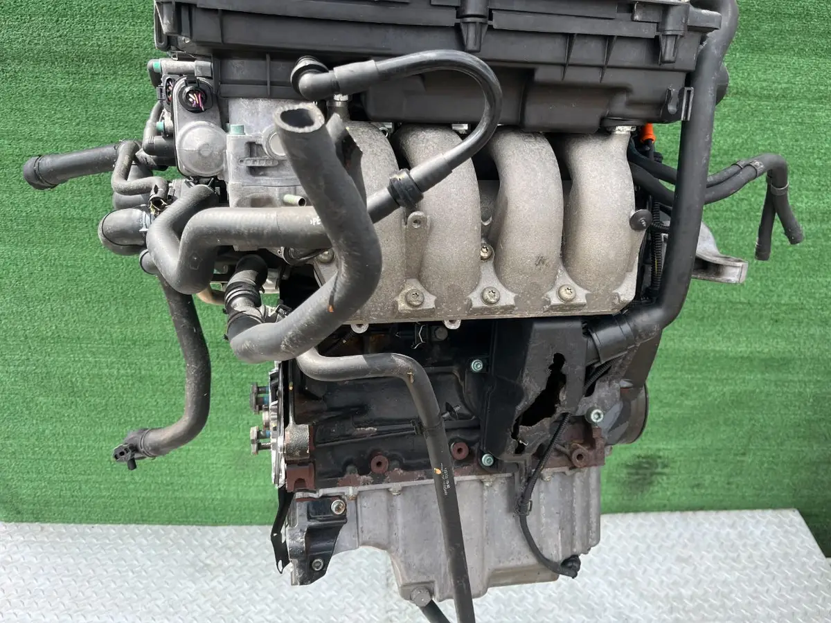 Двигатель Volkswagen Golf 1.6л 2001 — фото 3