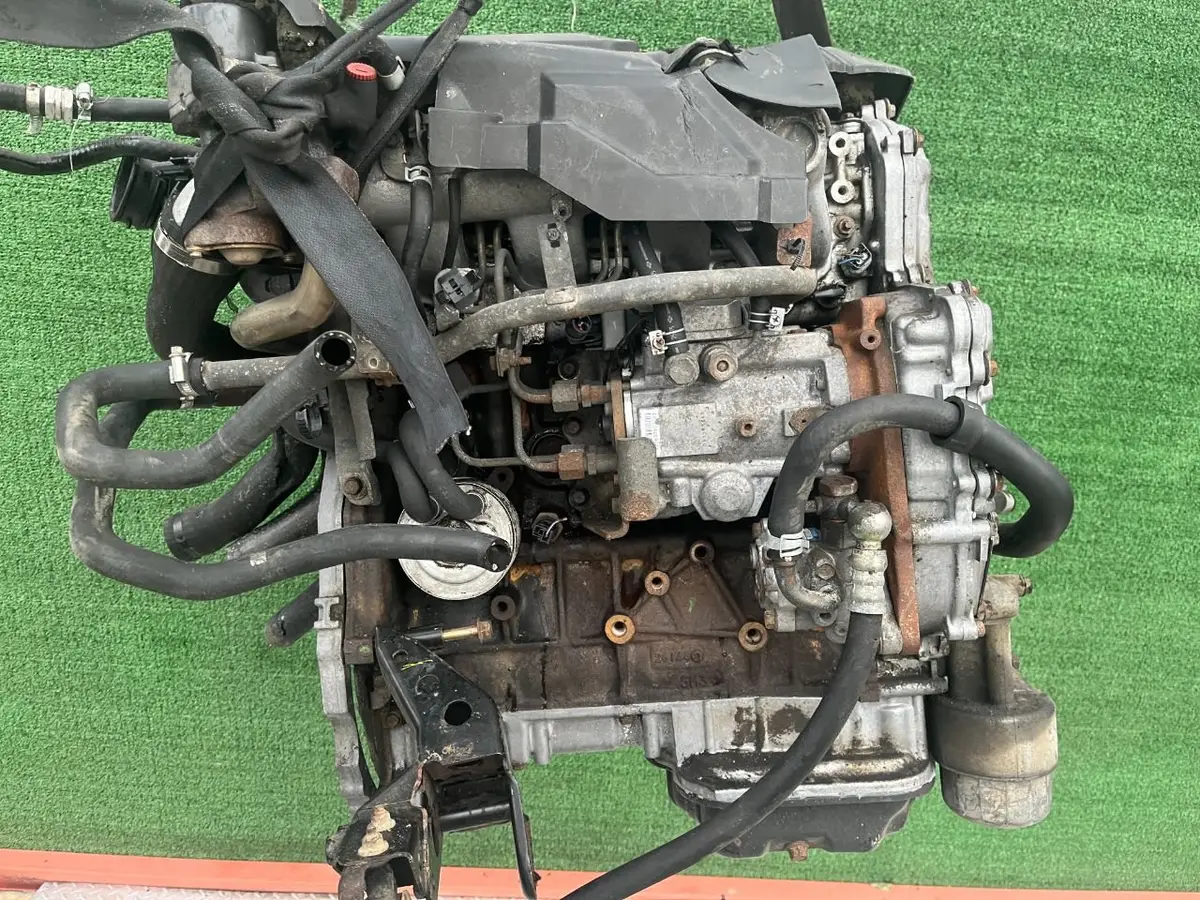 Двигатель Nissan Almera Tino 2.2л 2001 — фото 3