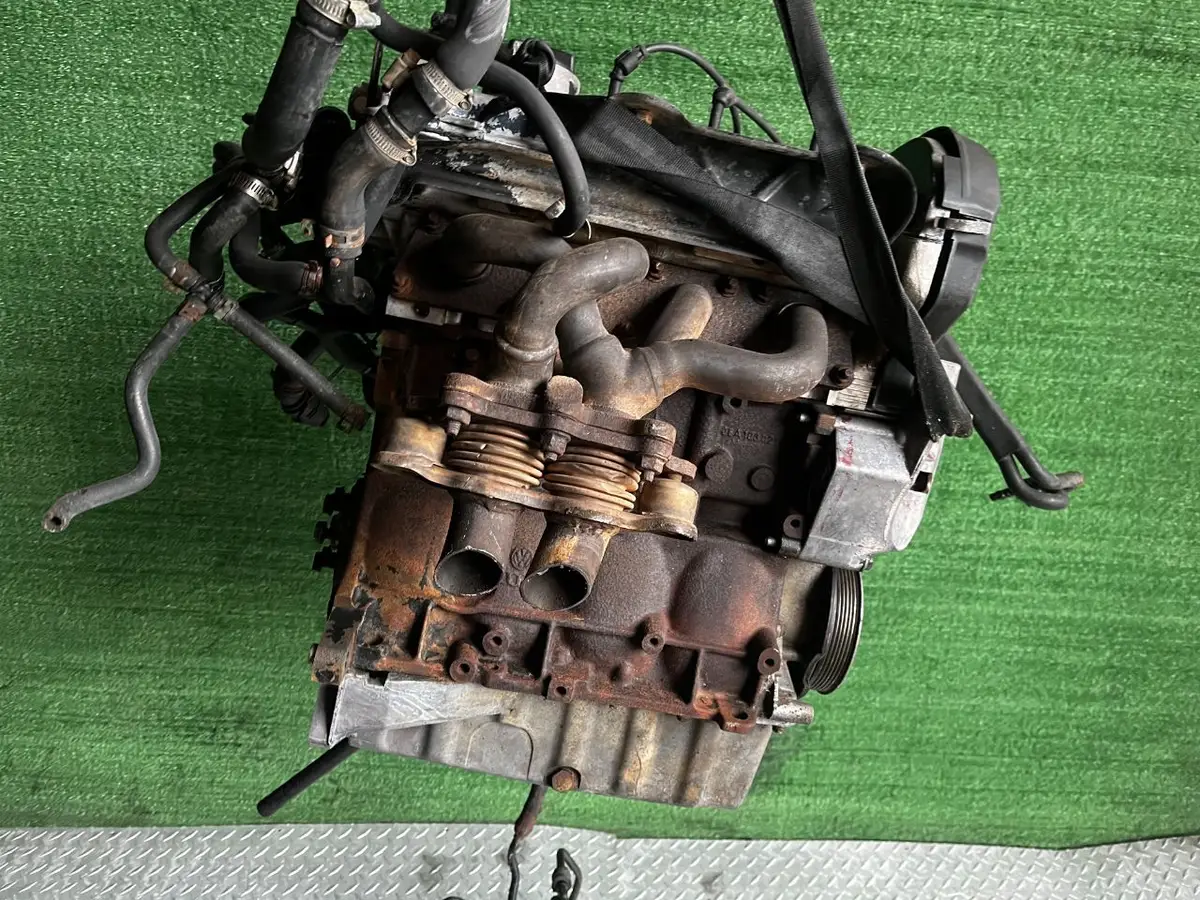 Двигатель Audi A3 1.8л 2000 — фото 3