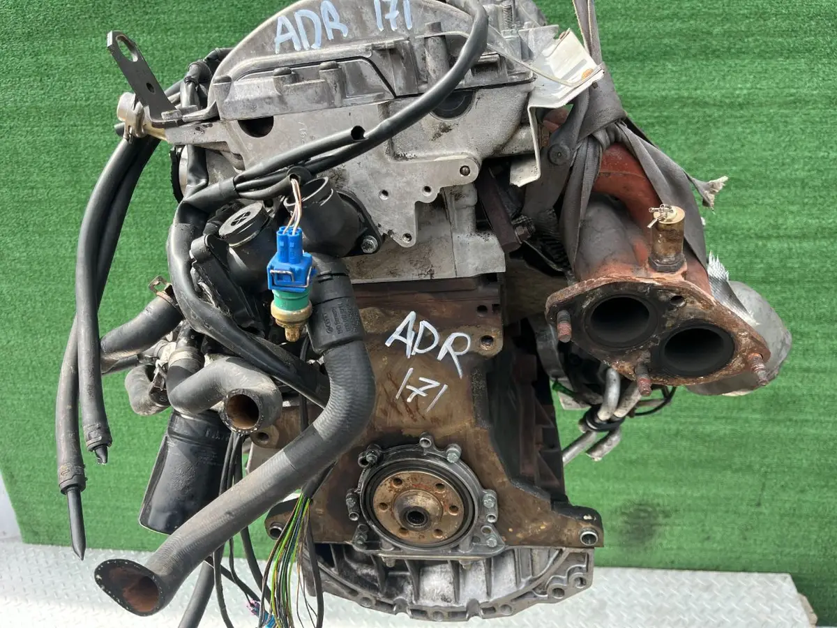 Двигатель Audi A4 1.8л 1999 — фото 2