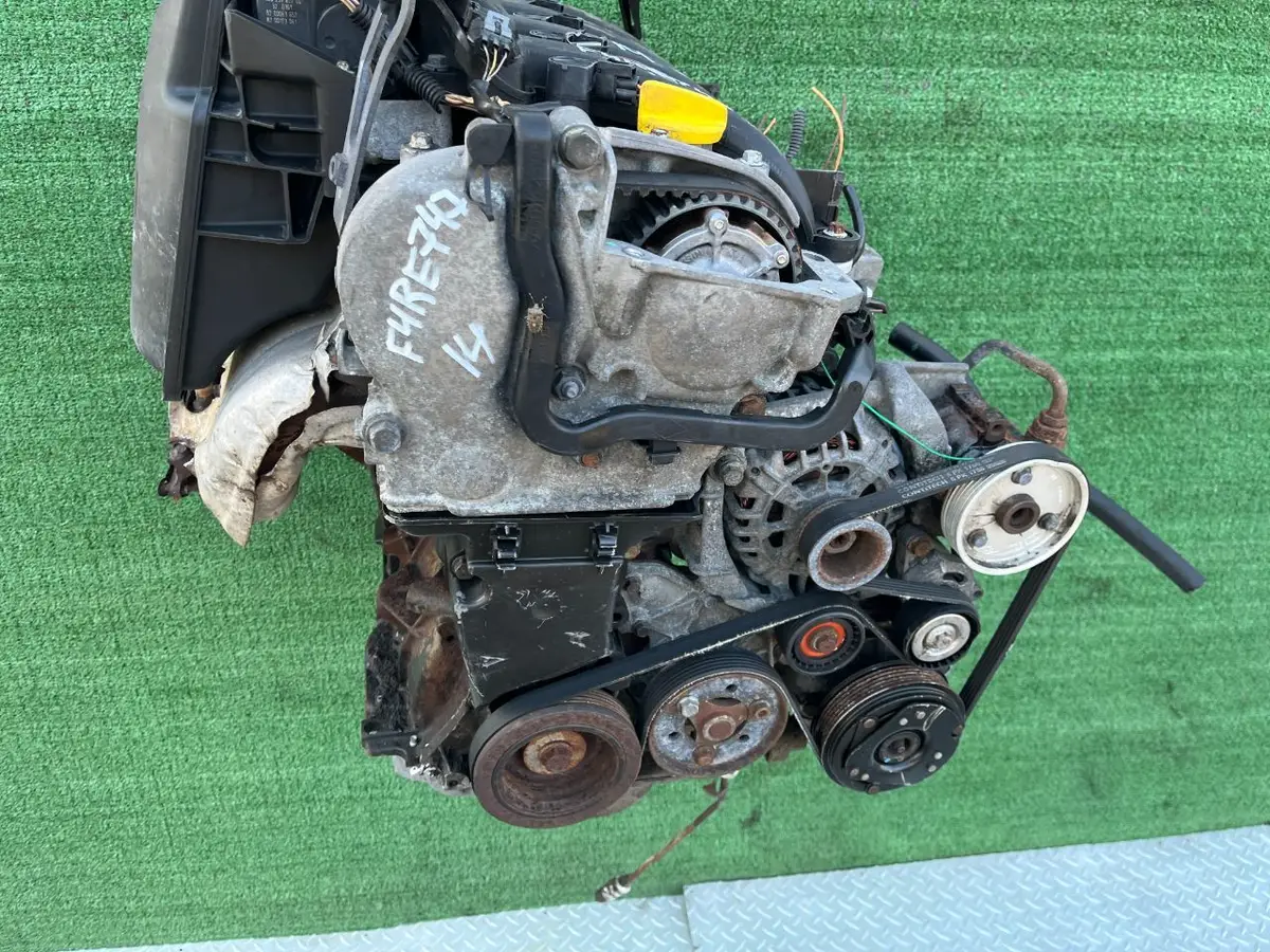 Двигатель Renault Laguna 2л 2002