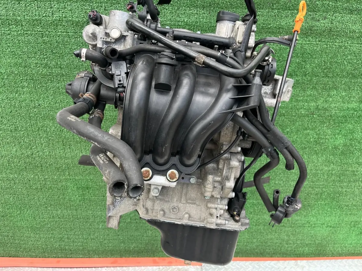 Двигатель Volkswagen Polo 1.2л 2002 — фото 3