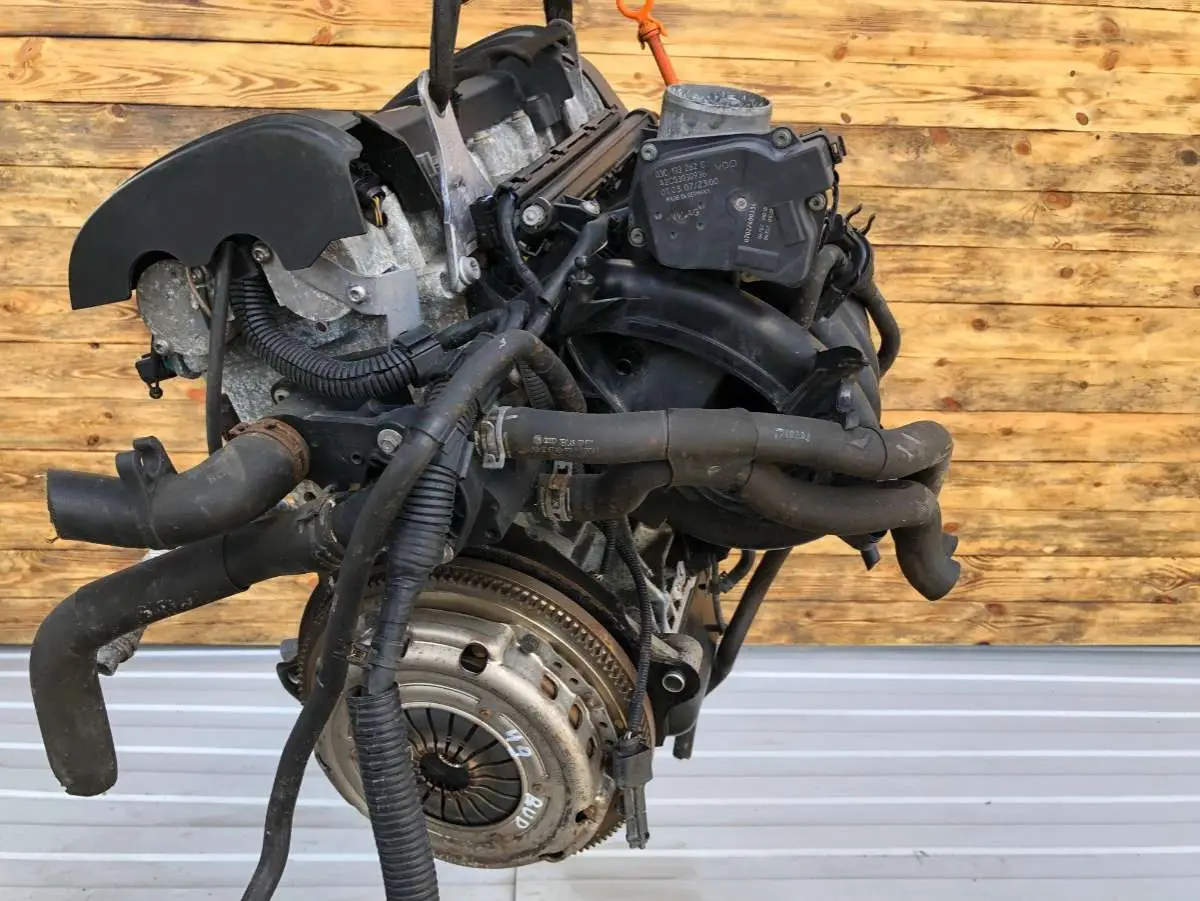 Двигатель Volkswagen Golf 1.4л 2006 — фото 3