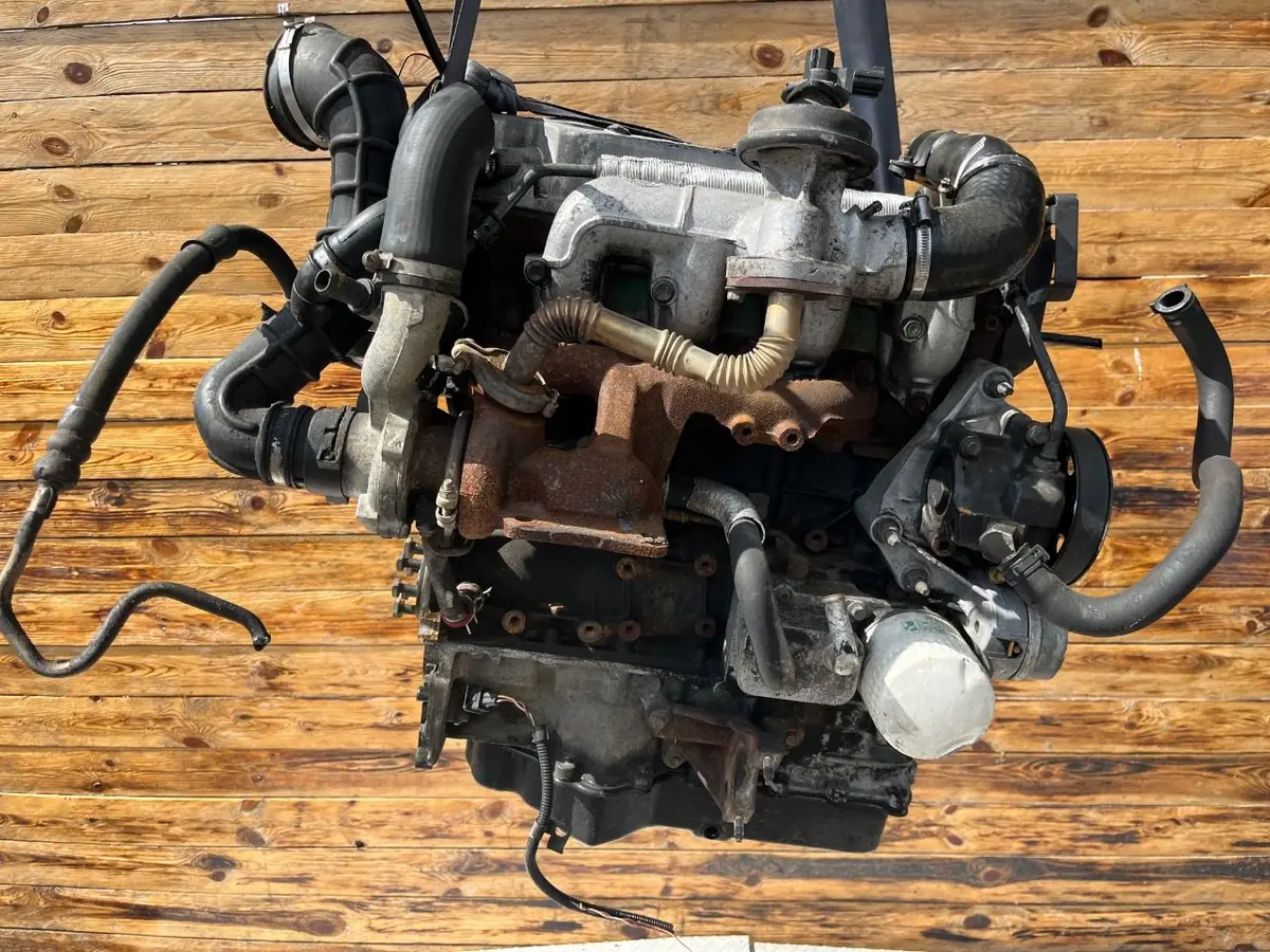 Двигатель Ford Focus 1.8л 2001 — фото 2