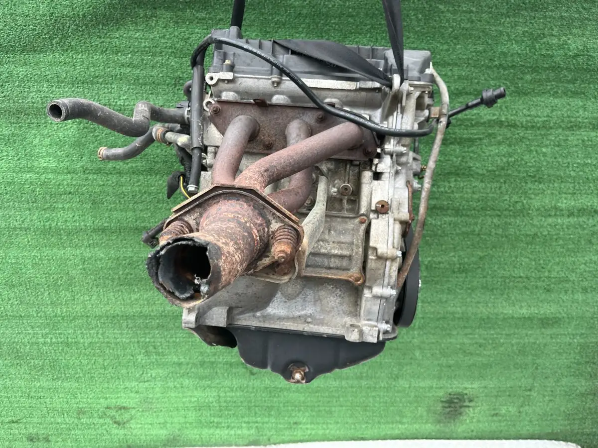 Двигатель Mitsubishi Colt 1.1л 2004 — фото 3