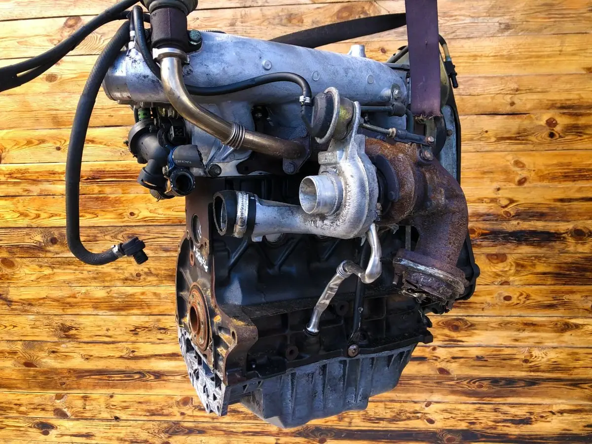 Двигатель Renault Megane 1.9л 1999 — фото 3