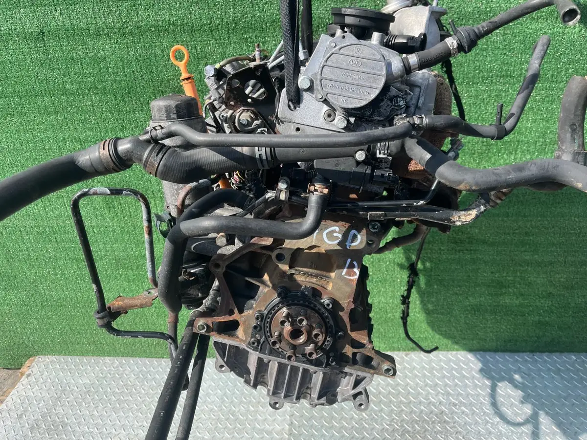 Двигатель Volkswagen Golf 1.9л 2000 — фото 2