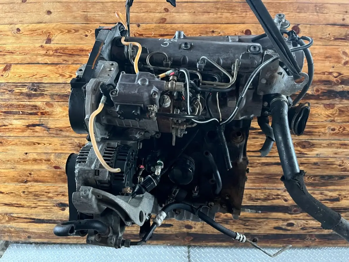 Двигатель Renault Megane 1.9л 1999 — фото 2