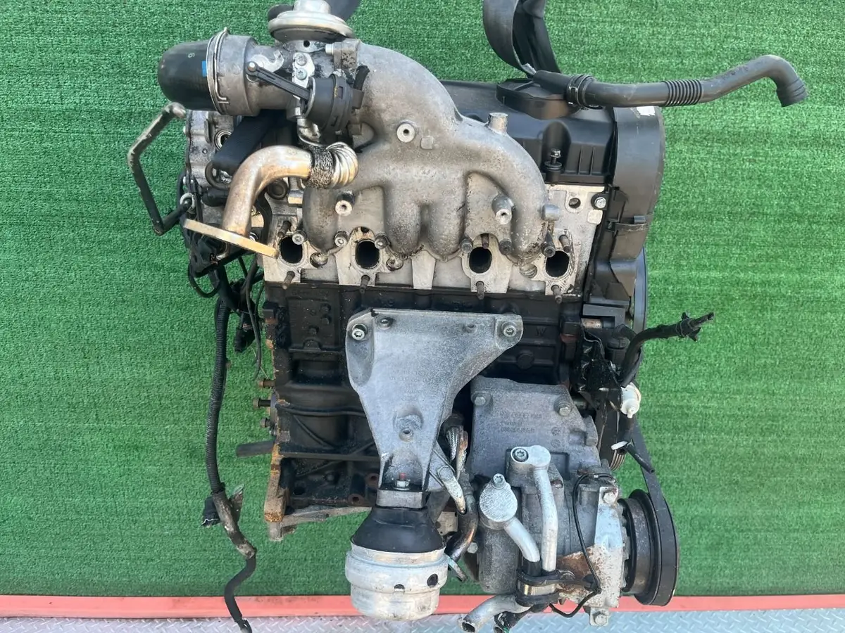 Двигатель Audi A4 1.9л 2001 — фото 3