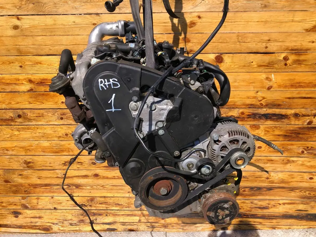Двигатель Peugeot 407 2л 2005