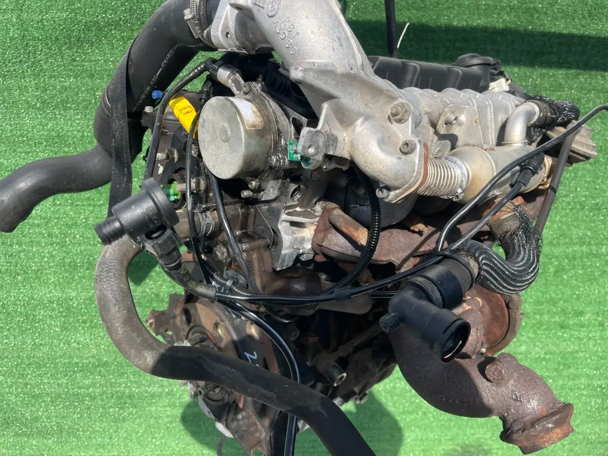 Двигатель Peugeot 406 2л 2000 — фото 3