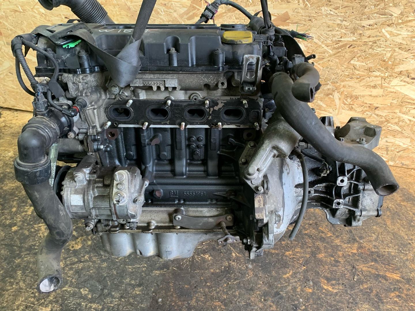 Двигатель Opel Corsa D 1.2л 2009 — фото 3