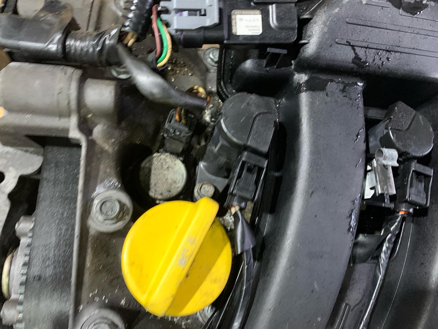 Двигатель Renault Scenic 2 1.6л 2004 — фото 2