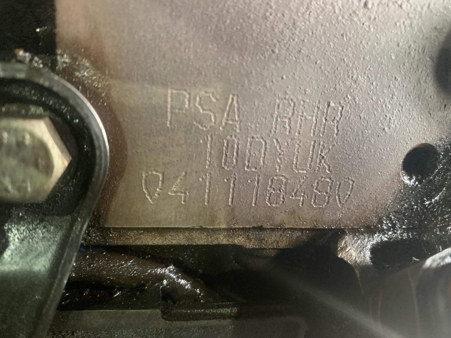 Двигатель Citroen C5 2л 2007 — фото 3