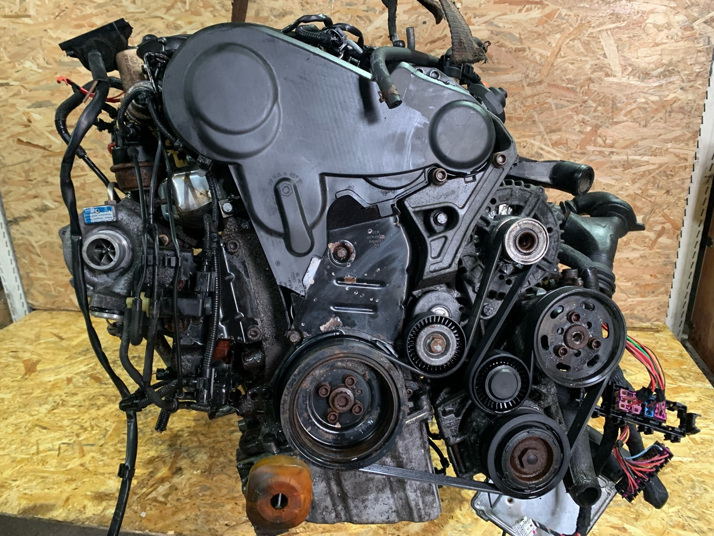 Двигатель Audi A6 4F/C6 2л 2009