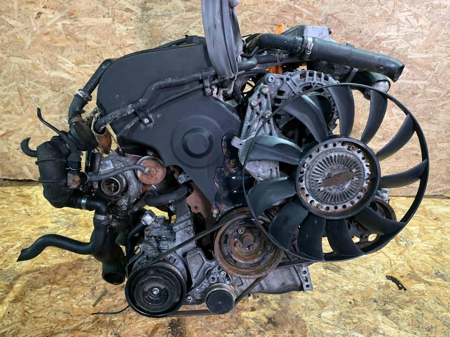 Двигатель Audi A4 B6 1.8л 2006
