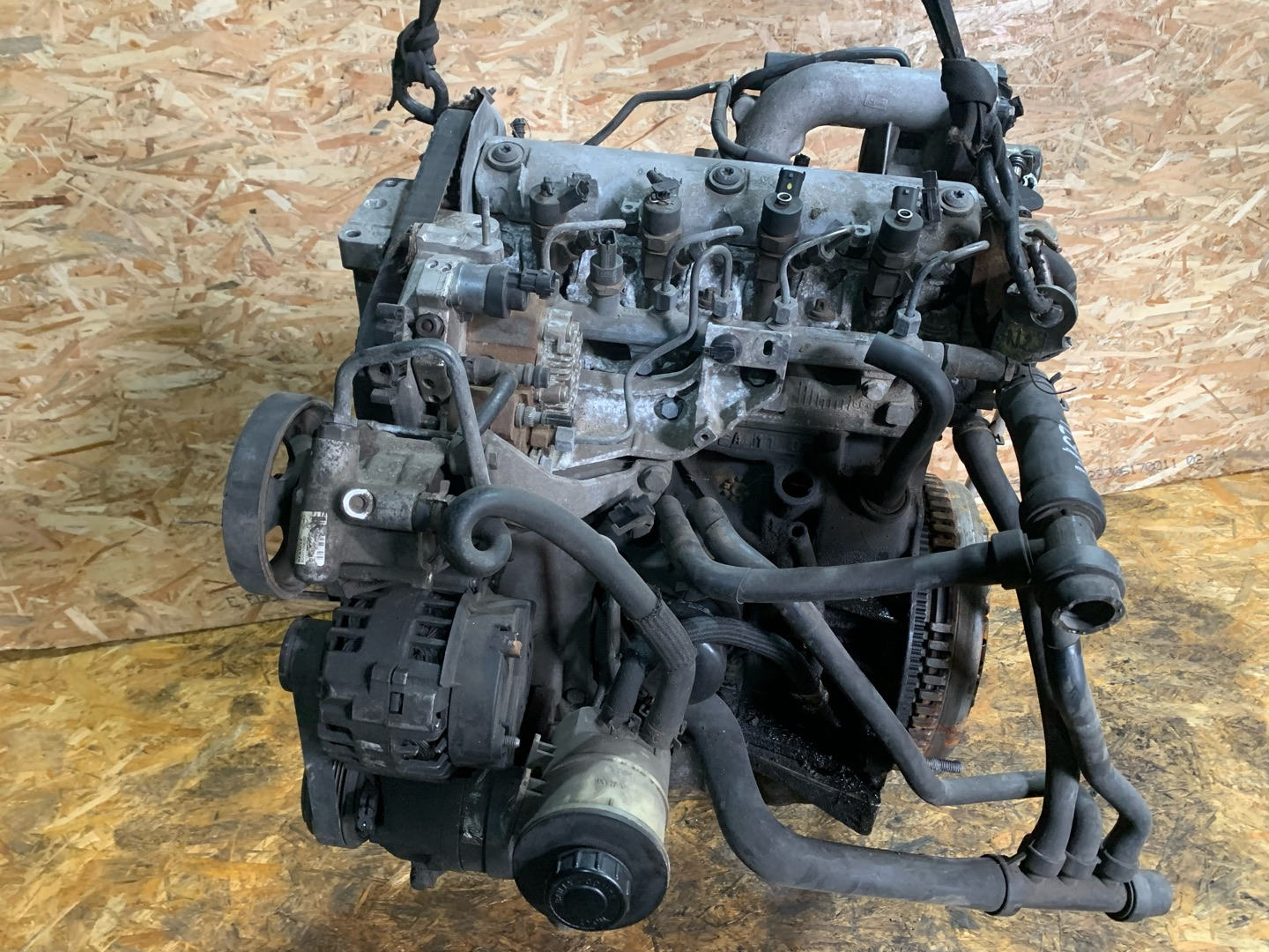 Двигатель Renault Laguna 2 1.9л 2004