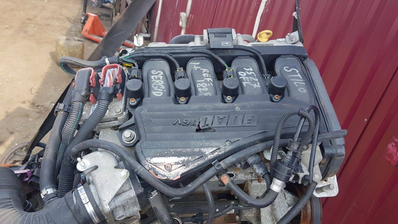 Двигатель Fiat Stilo 1 поколение 1.6л 2005