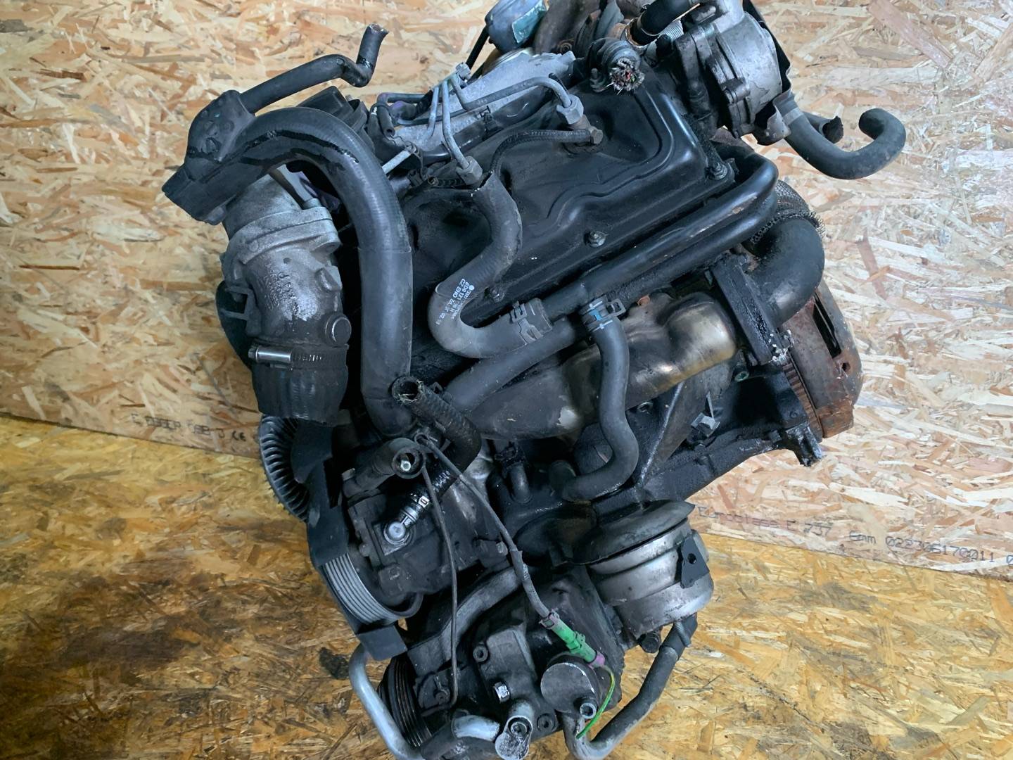 Двигатель Volkswagen Passat B5 2.5л 2003 — фото 3