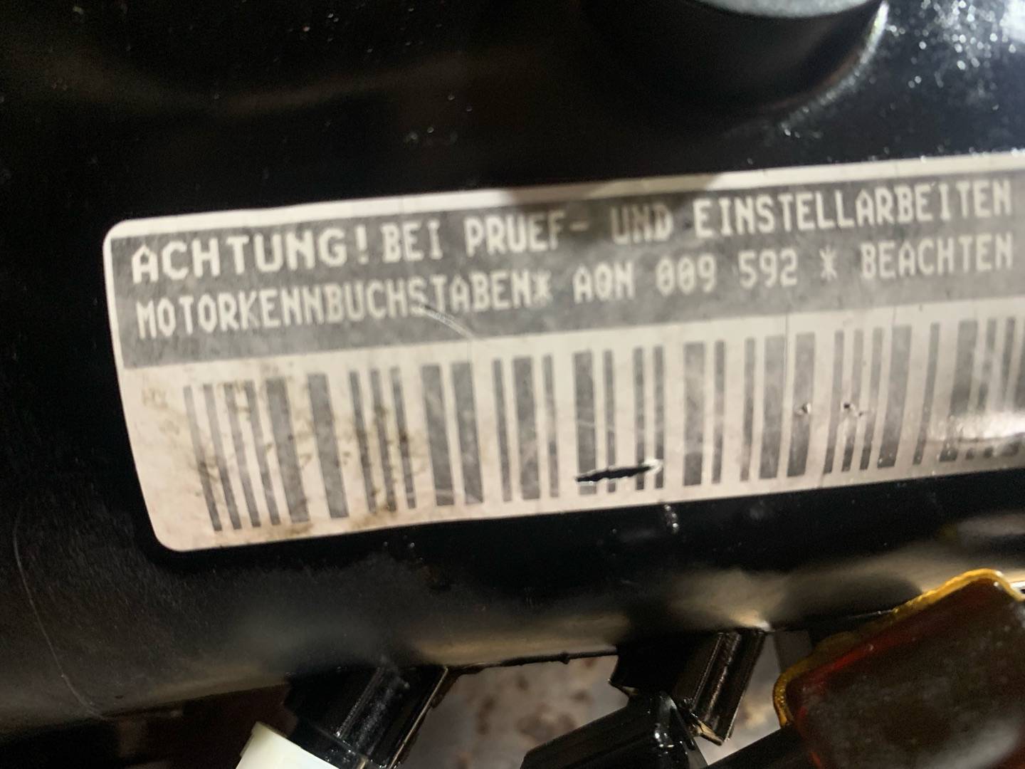 Двигатель Volkswagen Golf 4 2.3л 2001 — фото 3