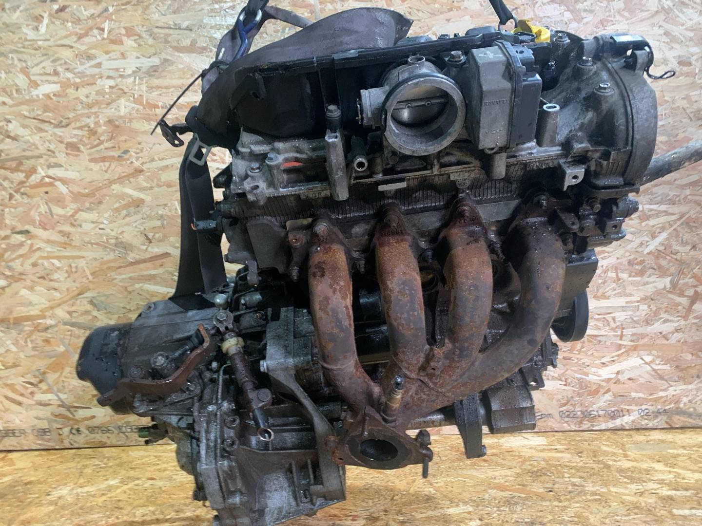 Двигатель Renault Laguna 1.8л 2000