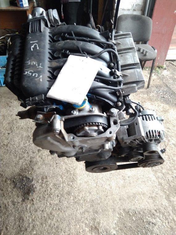 Двигатель Renault Grand Scenic 2 2л 2005