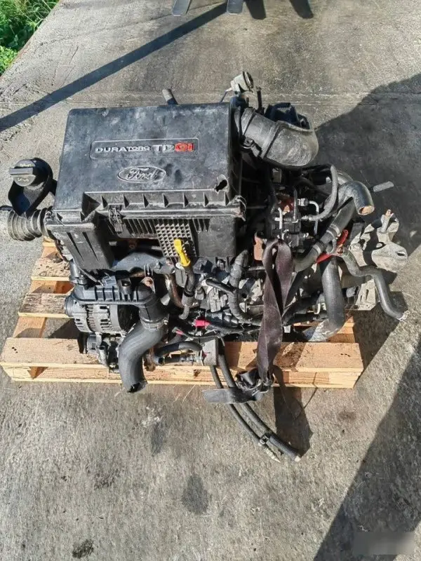 Двигатель Ford Transit 22RR 2.2 — фото 2
