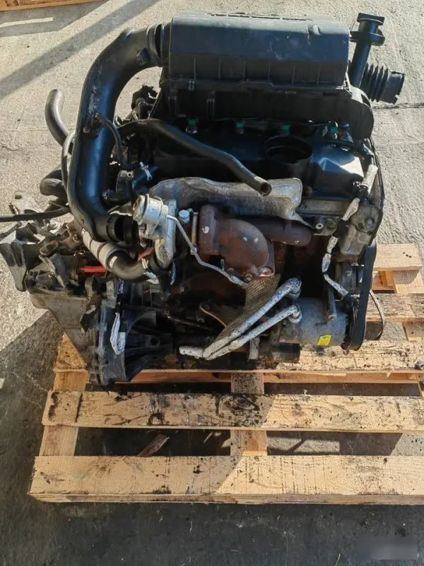Двигатель Ford Transit 22RR 2.2 — фото 6