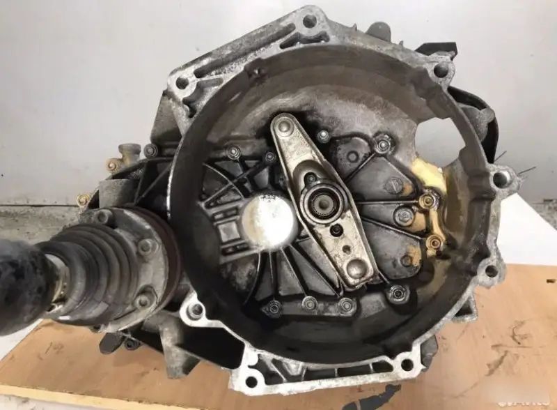 МКПП Volkswagen Passat 0AH300040D B6 1.6 BSE