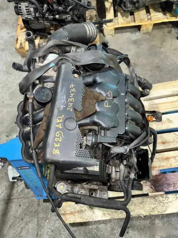 Двигатель Skoda AKL381602 AKL — фото 4