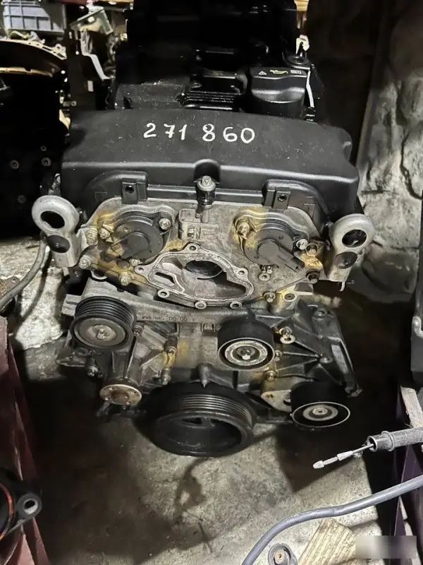 Двигатель Mercedes 2710104597 M271860