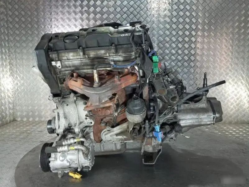 Двигатель Peugeot 00000139SA NFU
