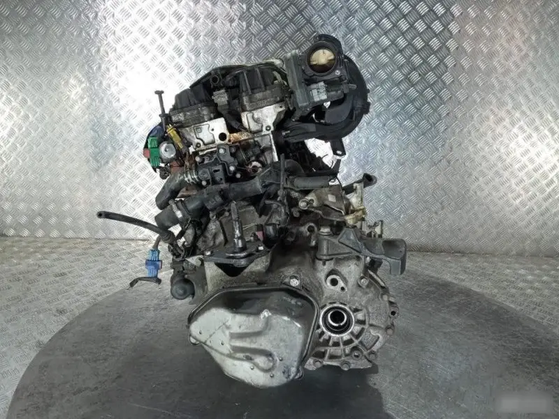 Двигатель Peugeot 00000139SA NFU — фото 4