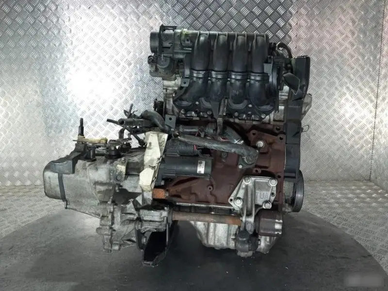 Двигатель Peugeot 00000139SA NFU — фото 6