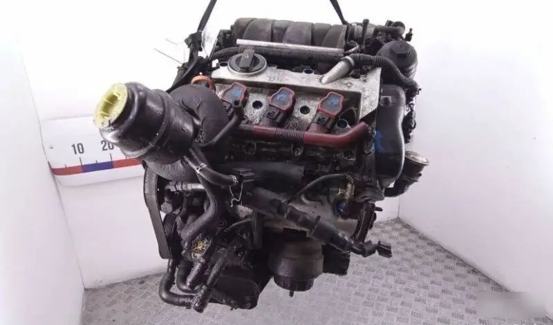 Двигатель Audi A6 06F103022A 4F/C6 — фото 3