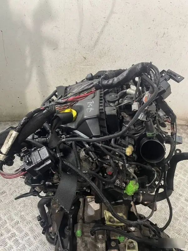 Двигатель Renault 26091814735 R9M409