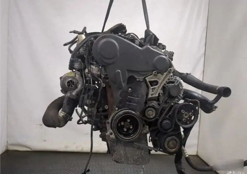 Двигатель Audi A5 2010 03L100090FX 8T CAHA